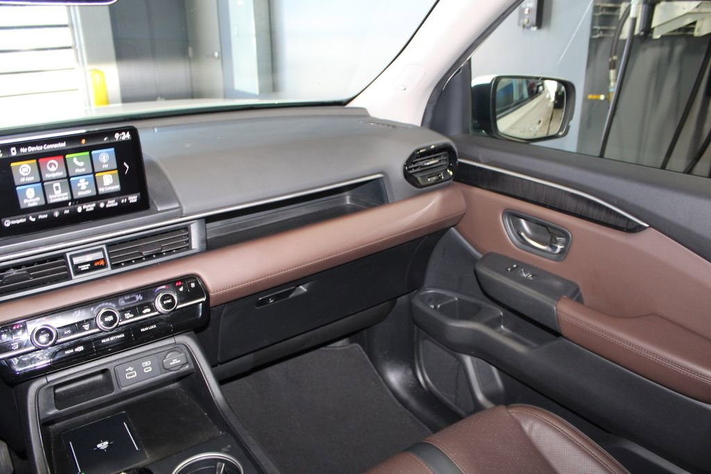 Used 2024 Honda Pilot Elite image 26