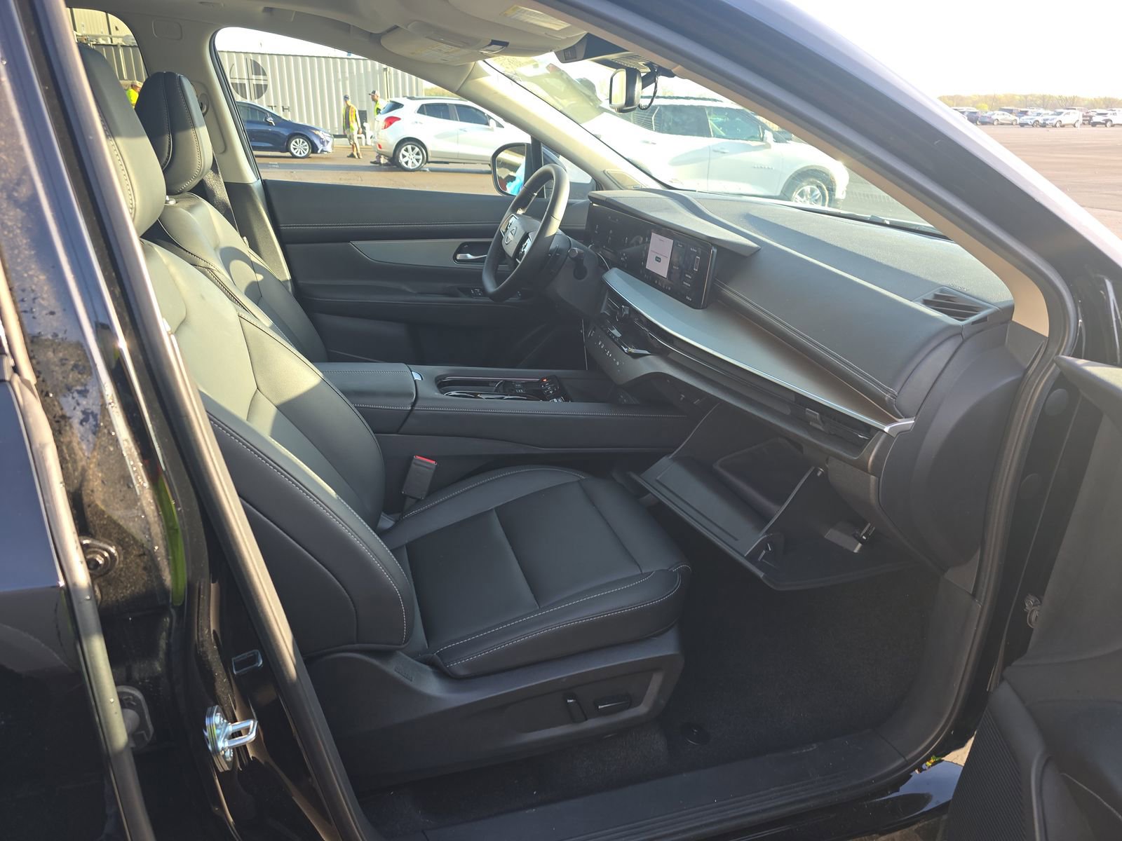Used 2025 Nissan Murano SL AWD/4WD image 7