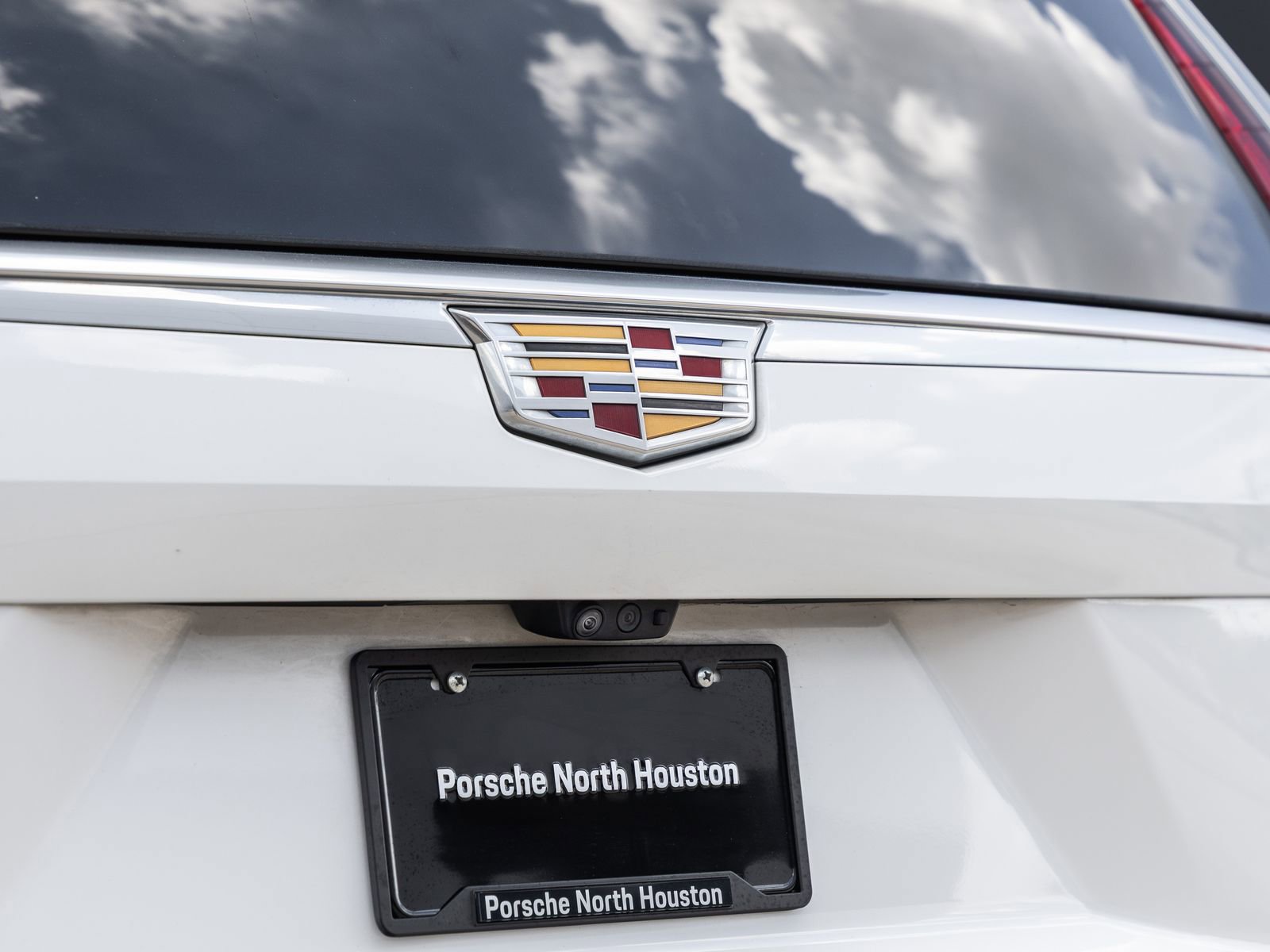 Used 2023 Cadillac Escalade Premium Luxury w/ LPO, Floor Liner Package AWD/4WD image 13