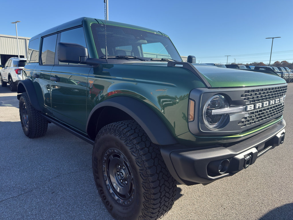 New 2025 Ford Bronco Badlands w/ Sasquatch Package image 3