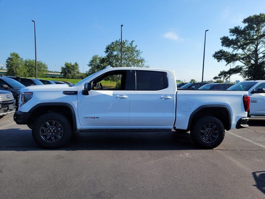 Used 2024 GMC Sierra 1500 AT4X AWD/4WD image 5