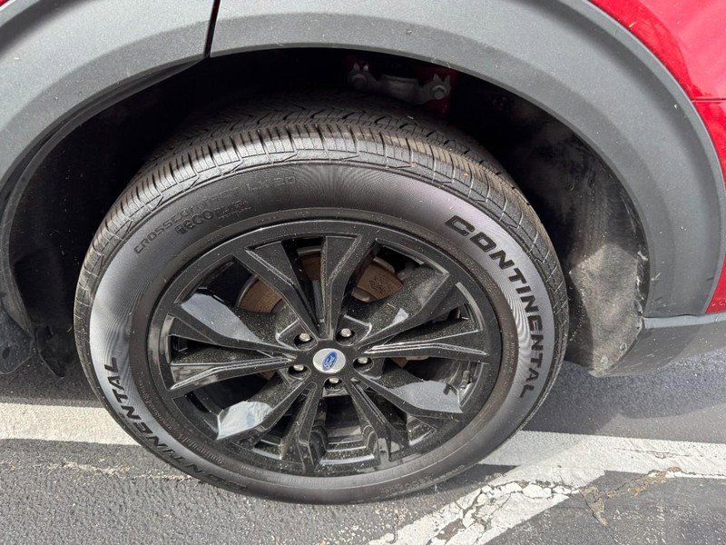 Used 2021 Ford Explorer Limited w/ Equipment Group 301A AWD/4WD image 9