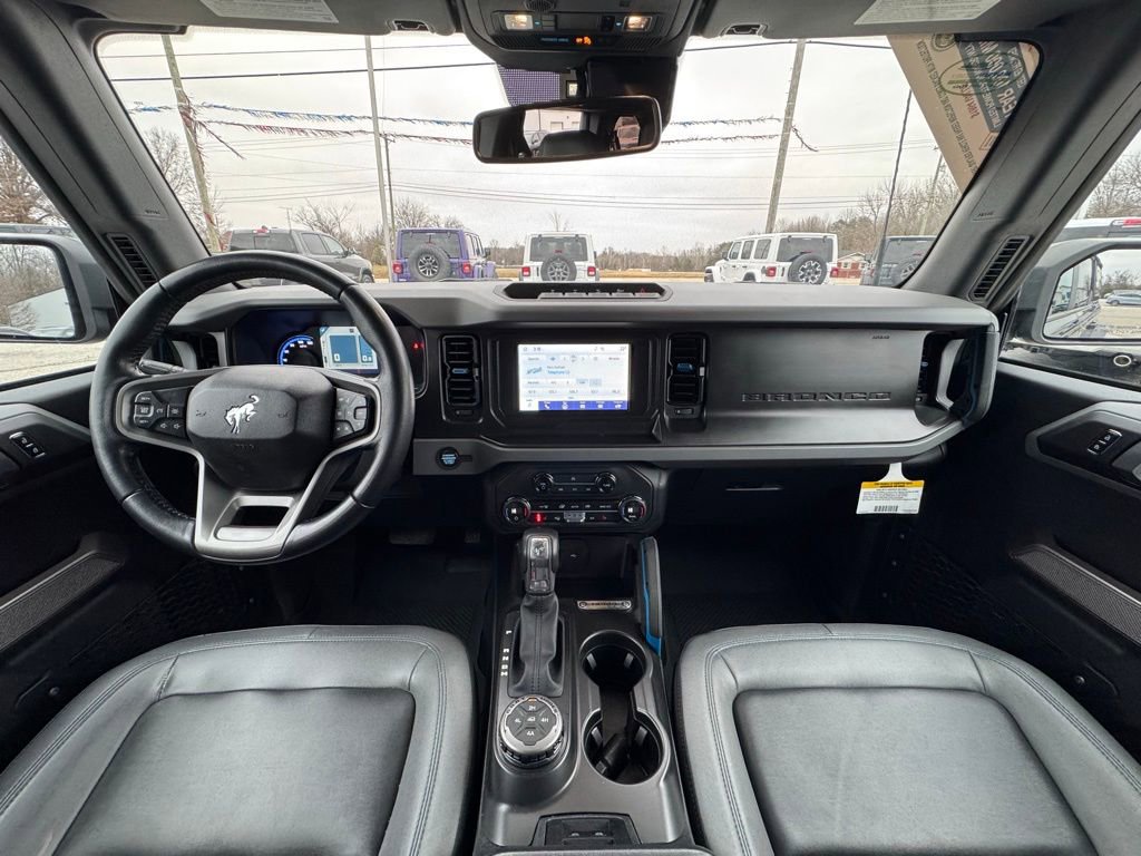 Used 2023 Ford Bronco Black Diamond w/ Sasquatch Package image 16