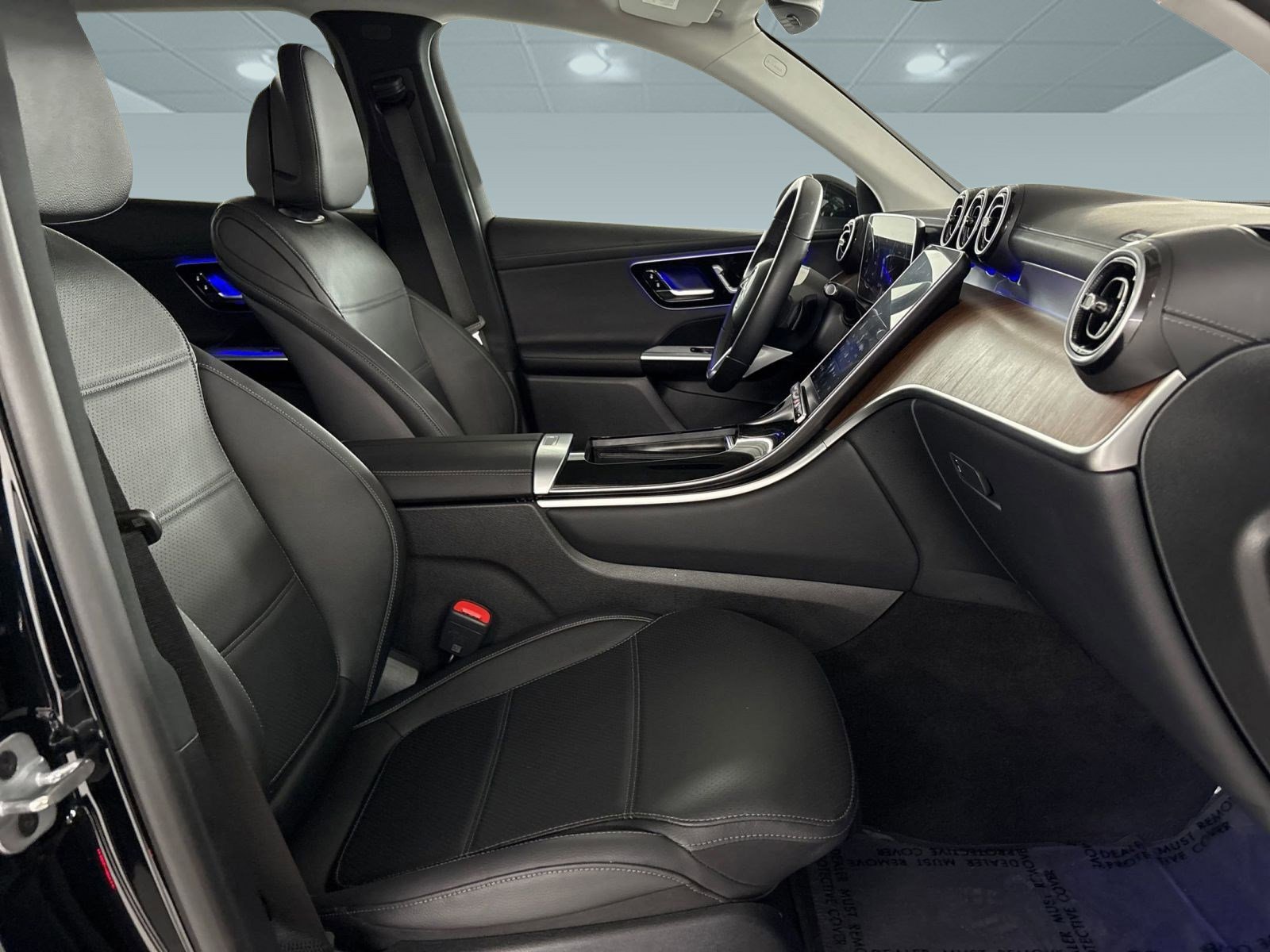 Certified 2023 Mercedes-Benz GLC 300 image 30