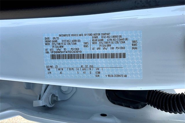 New 2026 Ford F550 4x4 Crew Cab Super Duty w/ XL Chrome Package image 13