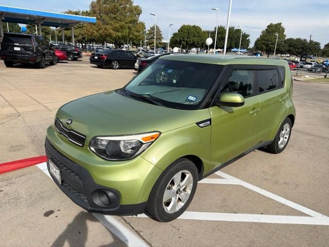 Used 2017 Kia Soul FWD image 2
