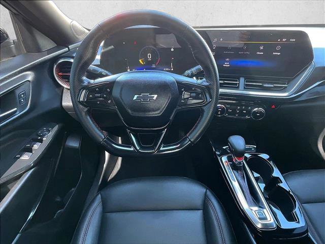 Certified 2025 Chevrolet Trax RS w/ Driver Confidence Package image 7