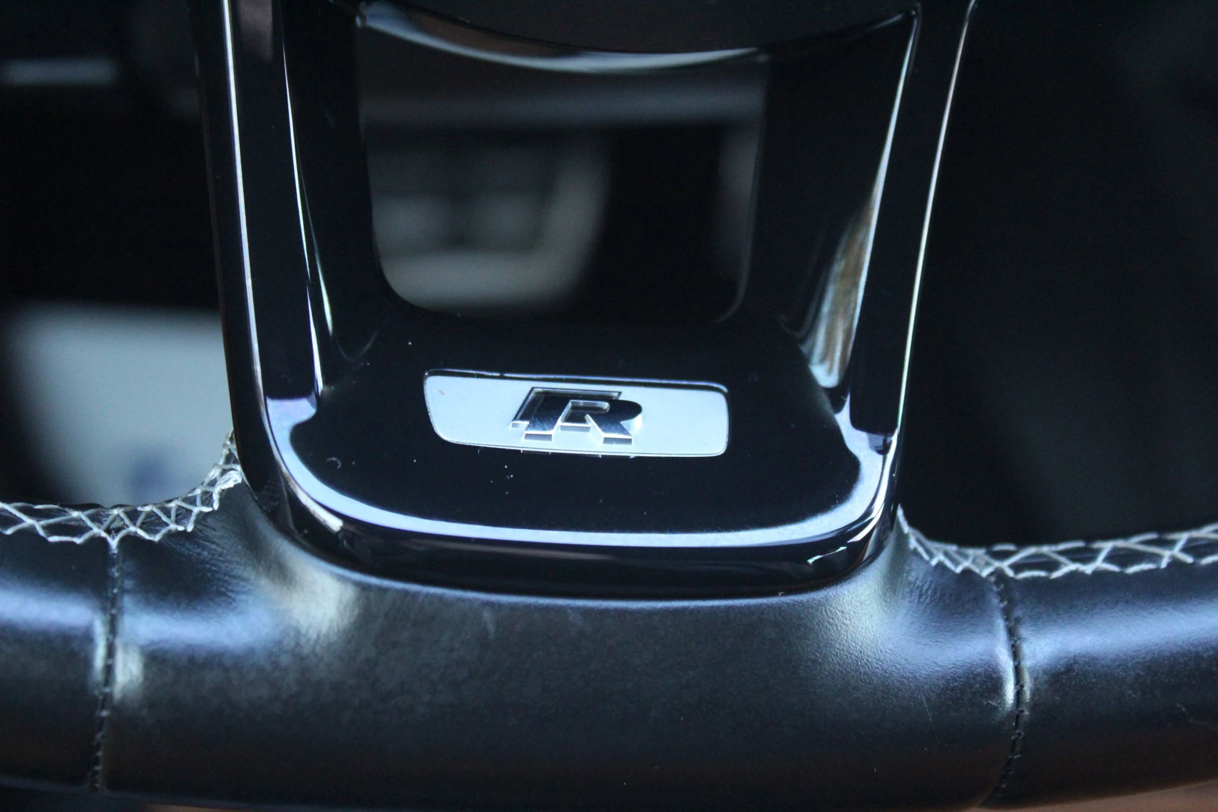 Used 2016 Volkswagen Golf 4-Door image 28