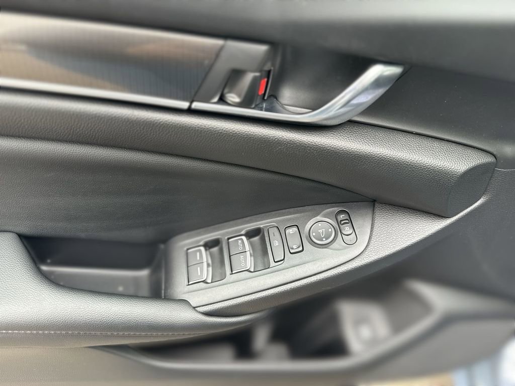 Used 2022 Honda Accord Sport Special Edition image 15