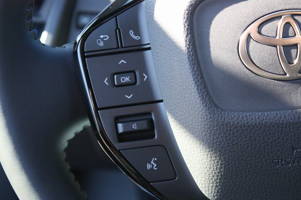 New 2026 Toyota Prius XLE image 21