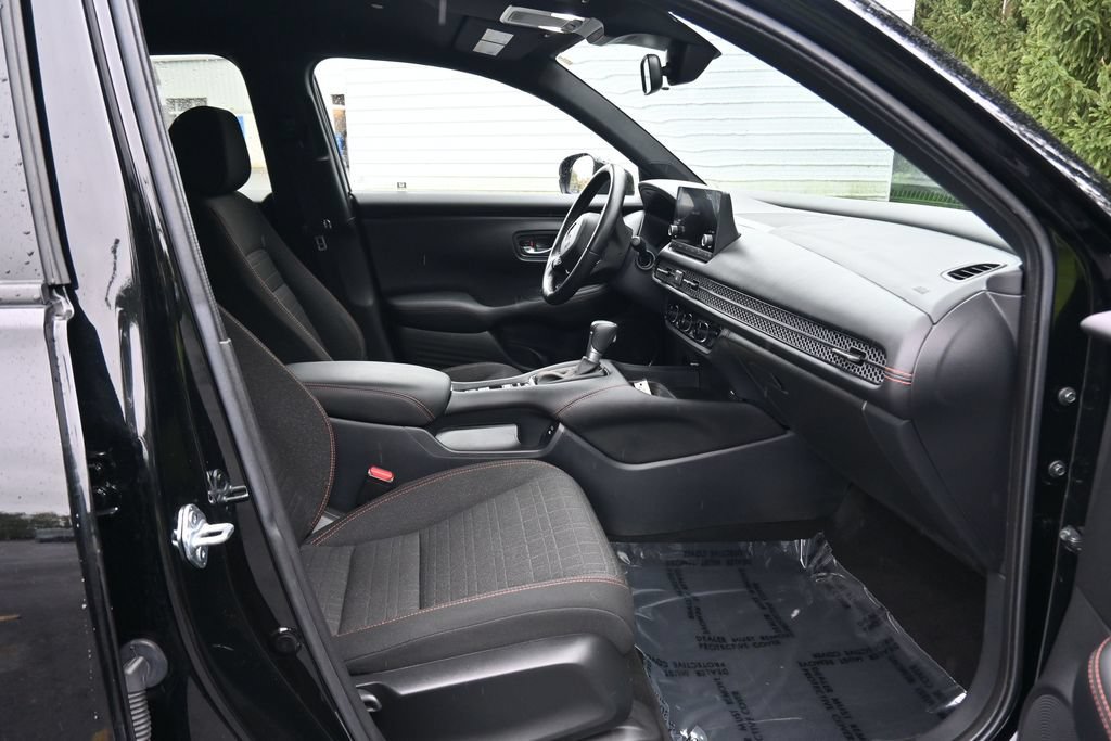 Used 2025 Honda HR-V Sport image 34