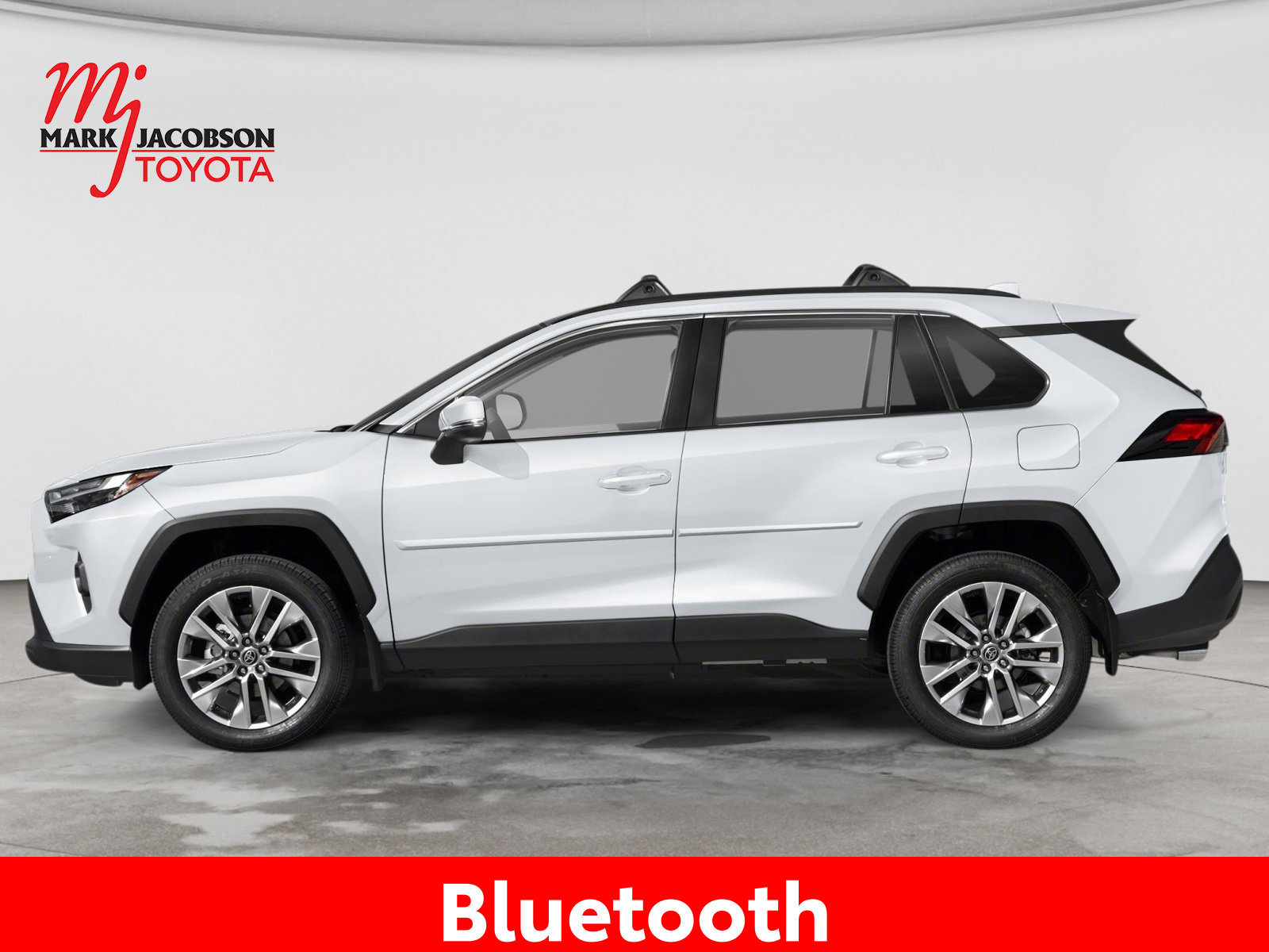 Used 2025 Toyota RAV4 XLE Premium w/ Weather Package FWD image 5