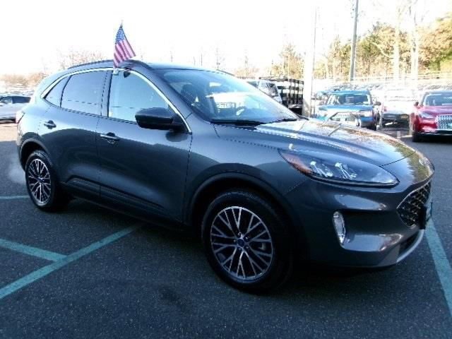 Certified 2022 Ford Escape SEL w/ Technology Package image 2