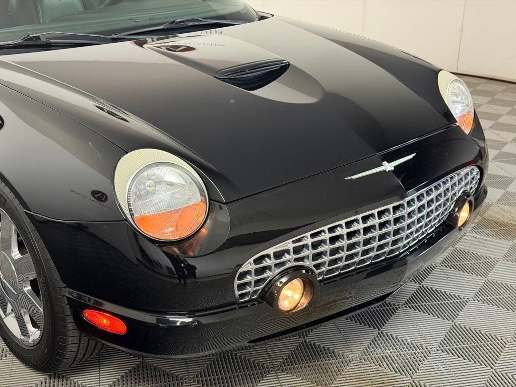 Used 2002 Ford Thunderbird RWD image 15