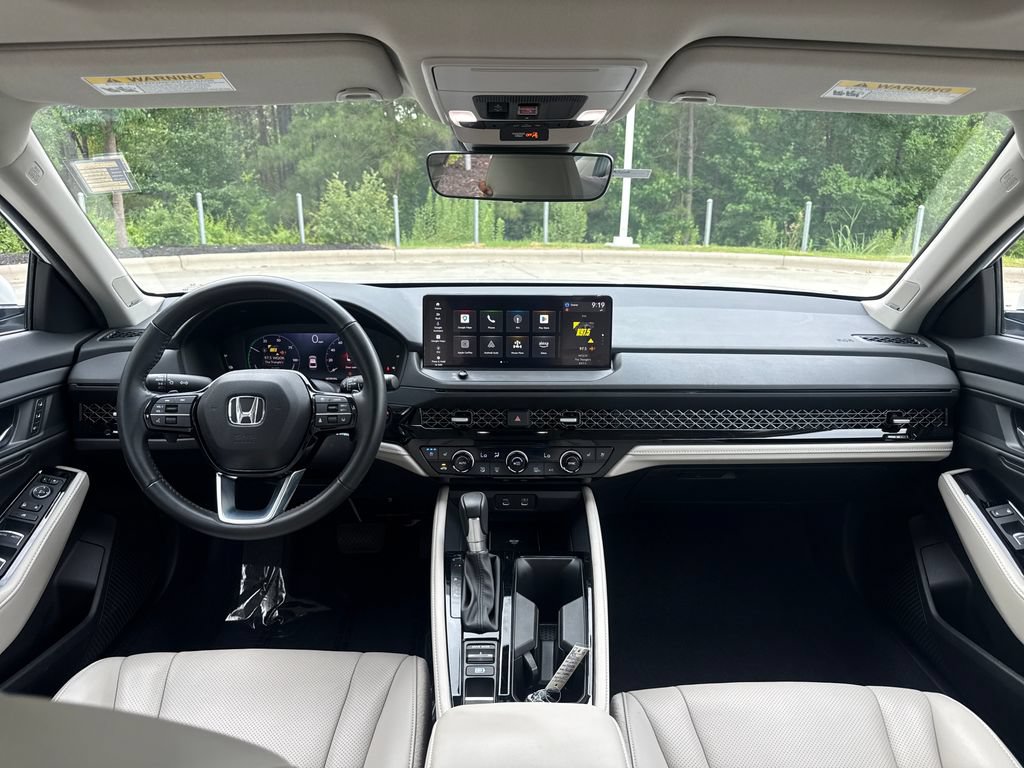 Used 2024 Honda Accord Touring image 16