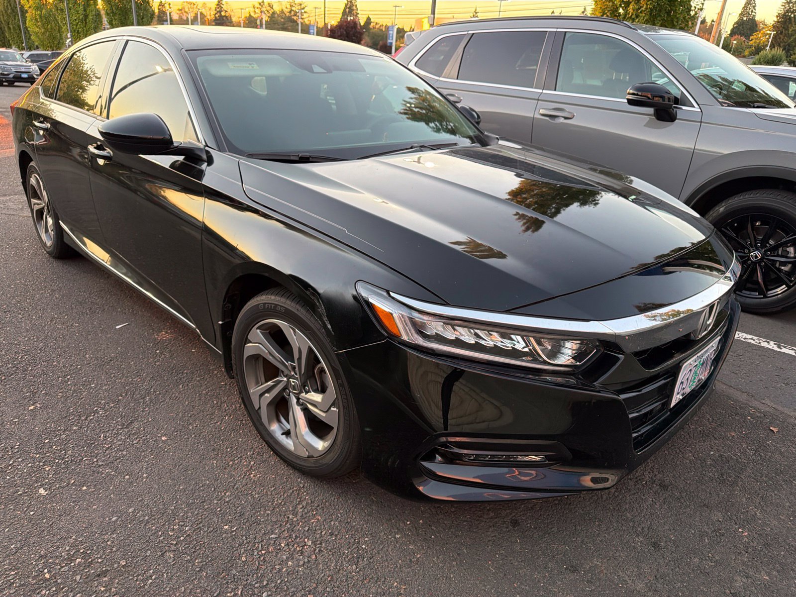 Used 2018 Honda Accord EX image 3
