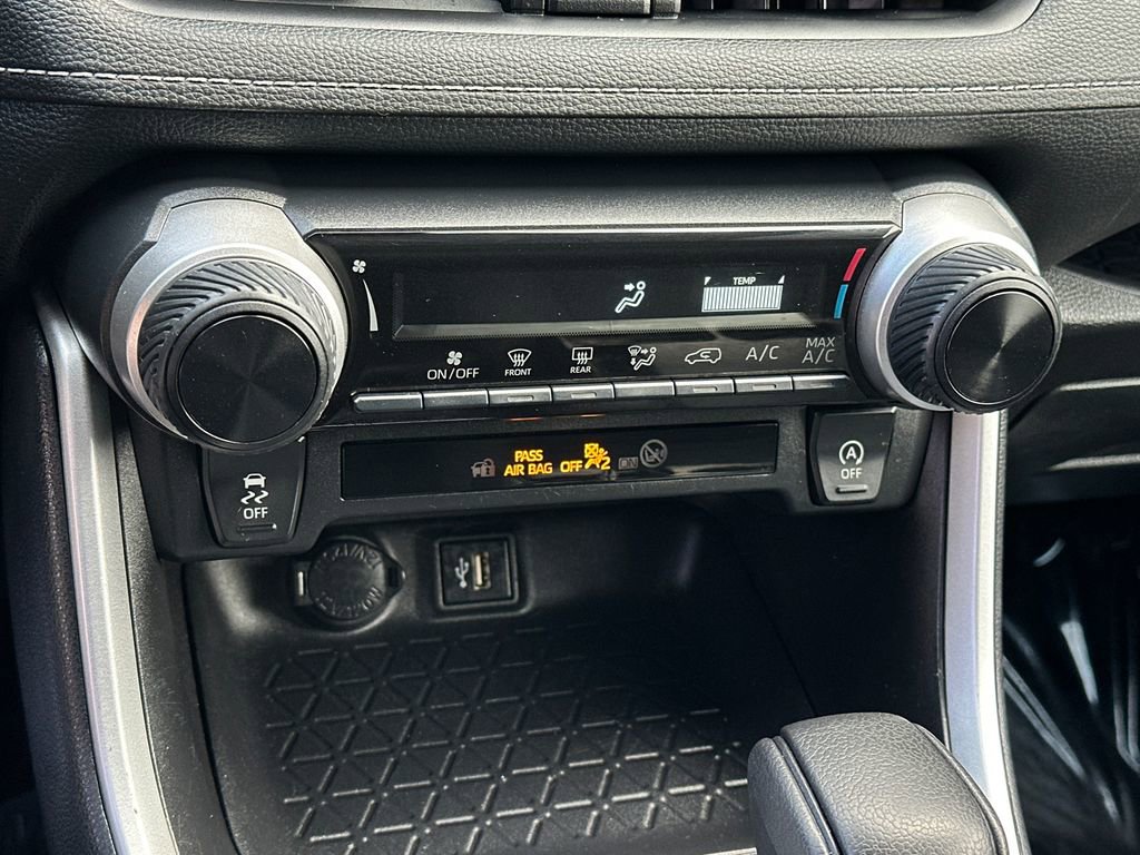 Certified 2024 Toyota RAV4 LE image 25