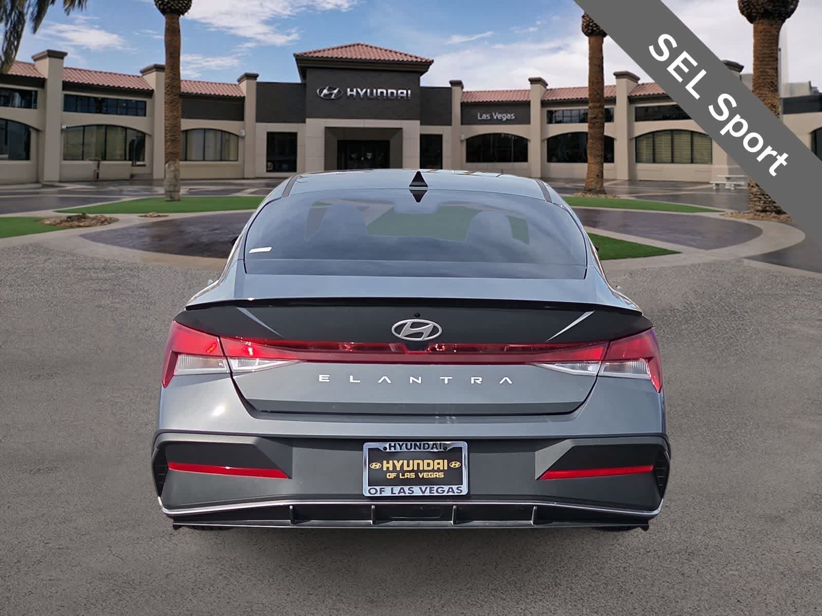 Certified 2025 Hyundai Elantra Sport FWD image 7