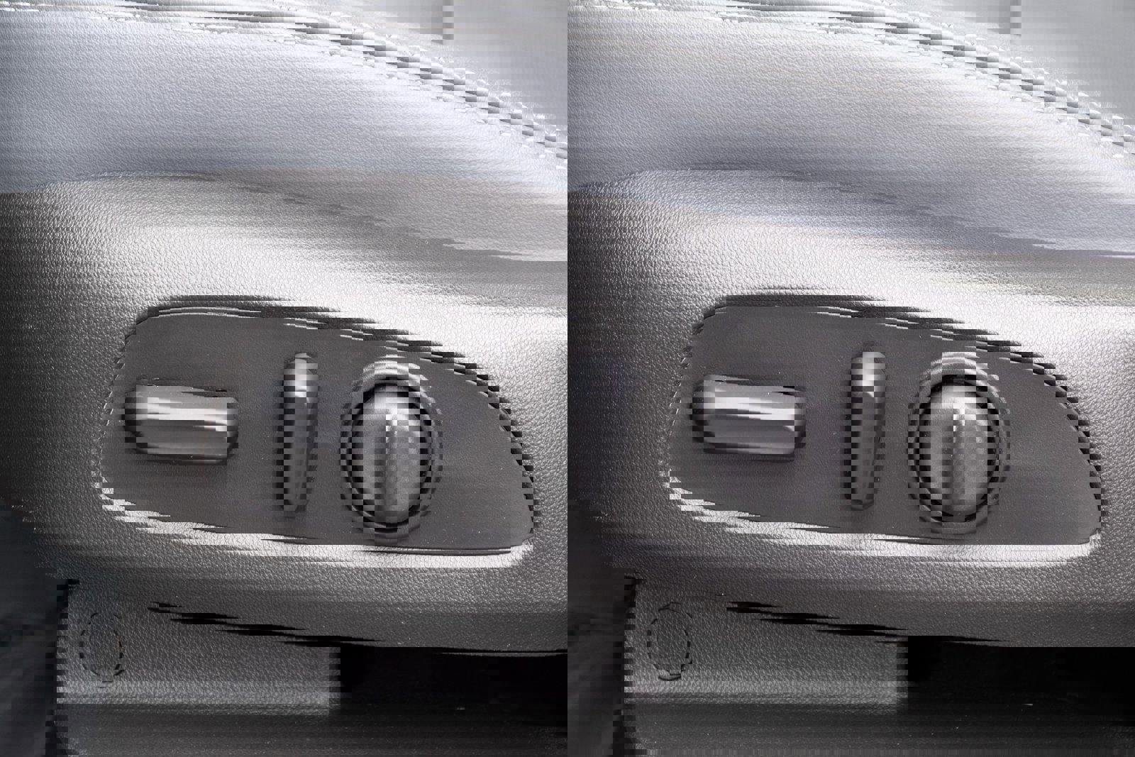 Used 2021 Buick Enclave Essence w/ Experience Buick Package image 13