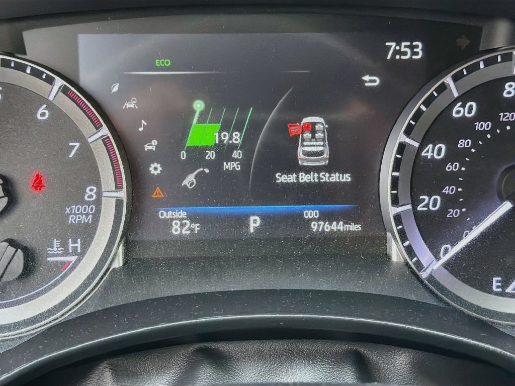 Used 2023 Toyota Highlander XSE FWD image 11