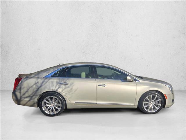 Used 2015 Cadillac XTS Luxury image 4