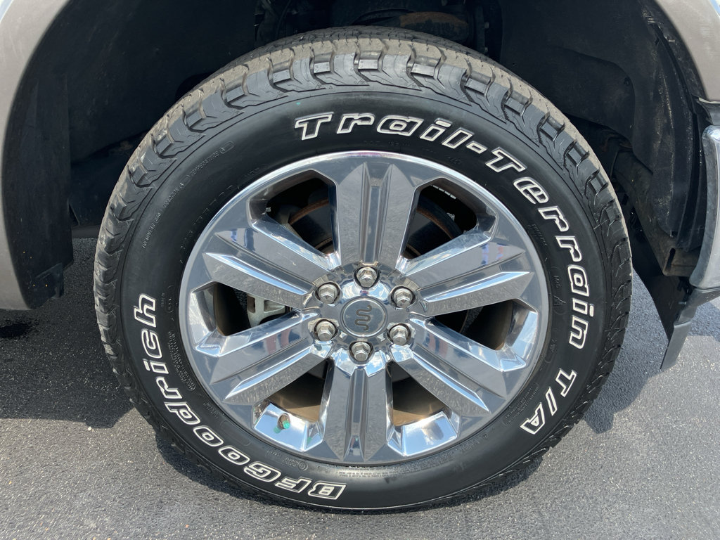 Used 2020 Ford F150 King Ranch w/ Equipment Group 601A Luxury AWD/4WD image 10
