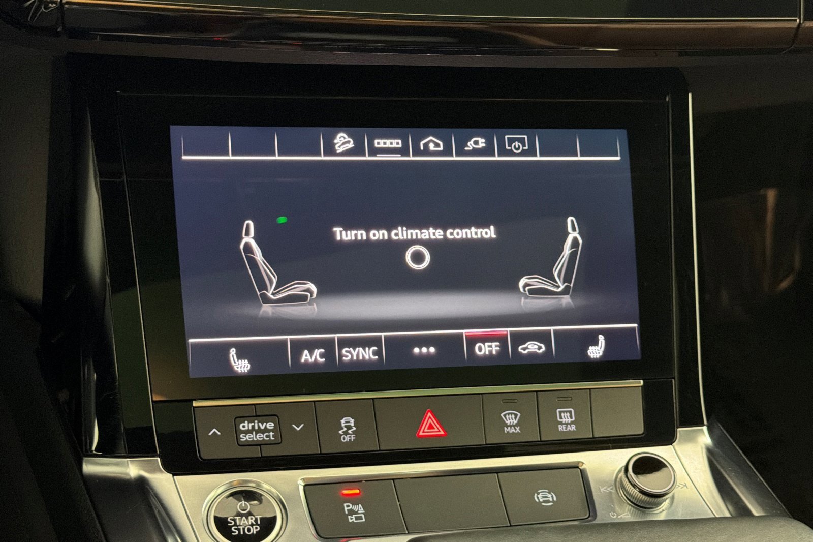 Used 2022 Audi e-tron Premium image 20