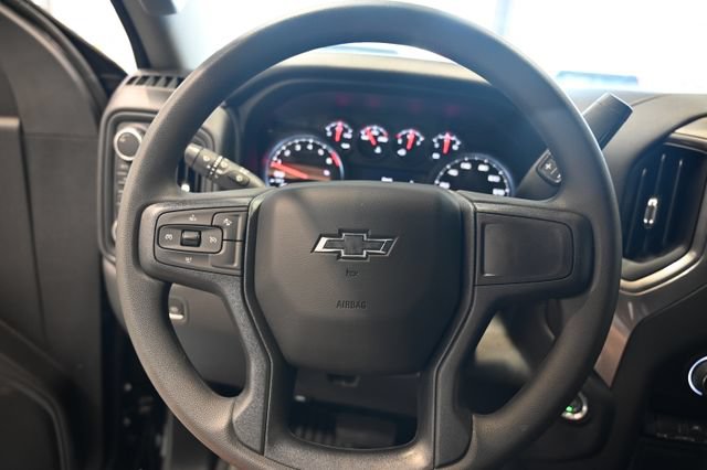 New 2026 Chevrolet Silverado 1500 Custom Trail Boss w/ LPO, Dark Essentials Package AWD/4WD image 20