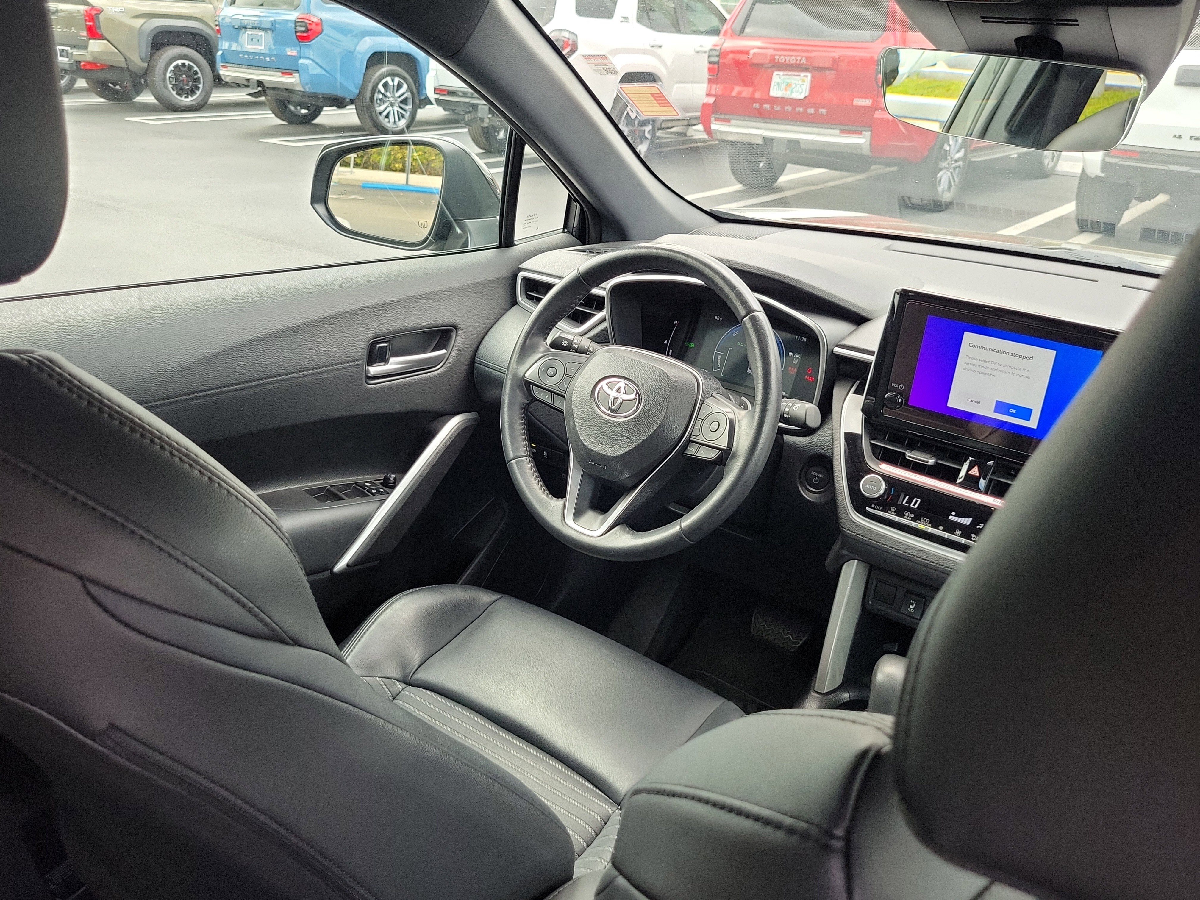 Used 2024 Toyota Corolla Cross SE image 14