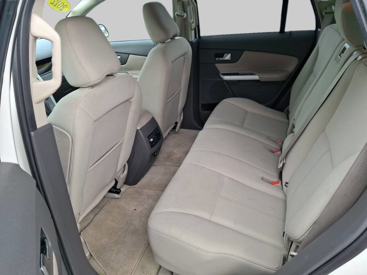 Used 2012 Ford Edge SE image 9
