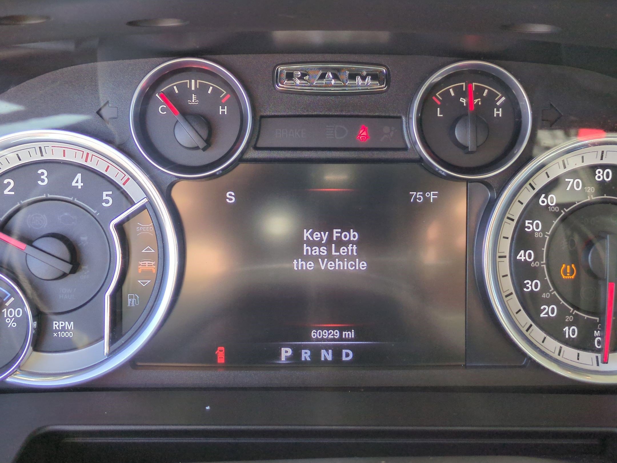 Used 2016 RAM 2500 Laramie w/ Sport Appearance Group image 21