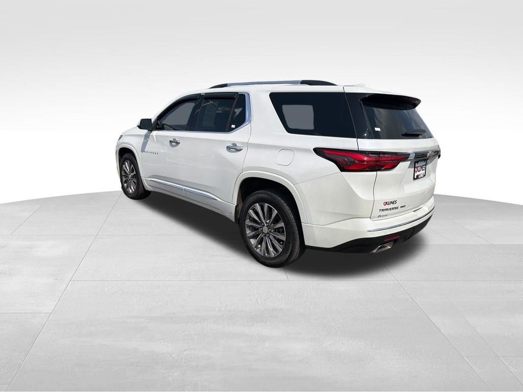 Used 2023 Chevrolet Traverse Premier image 8