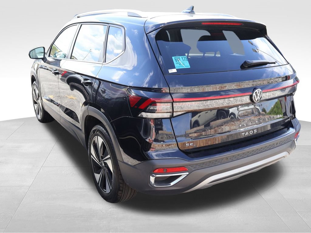 Used 2025 Volkswagen Taos SE AWD/4WD image 23
