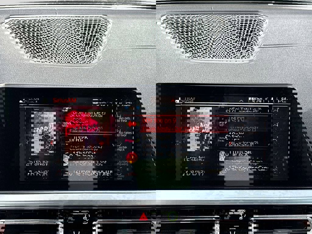 Used 2023 BMW 440i xDrive Convertible w/ Premium Package image 24