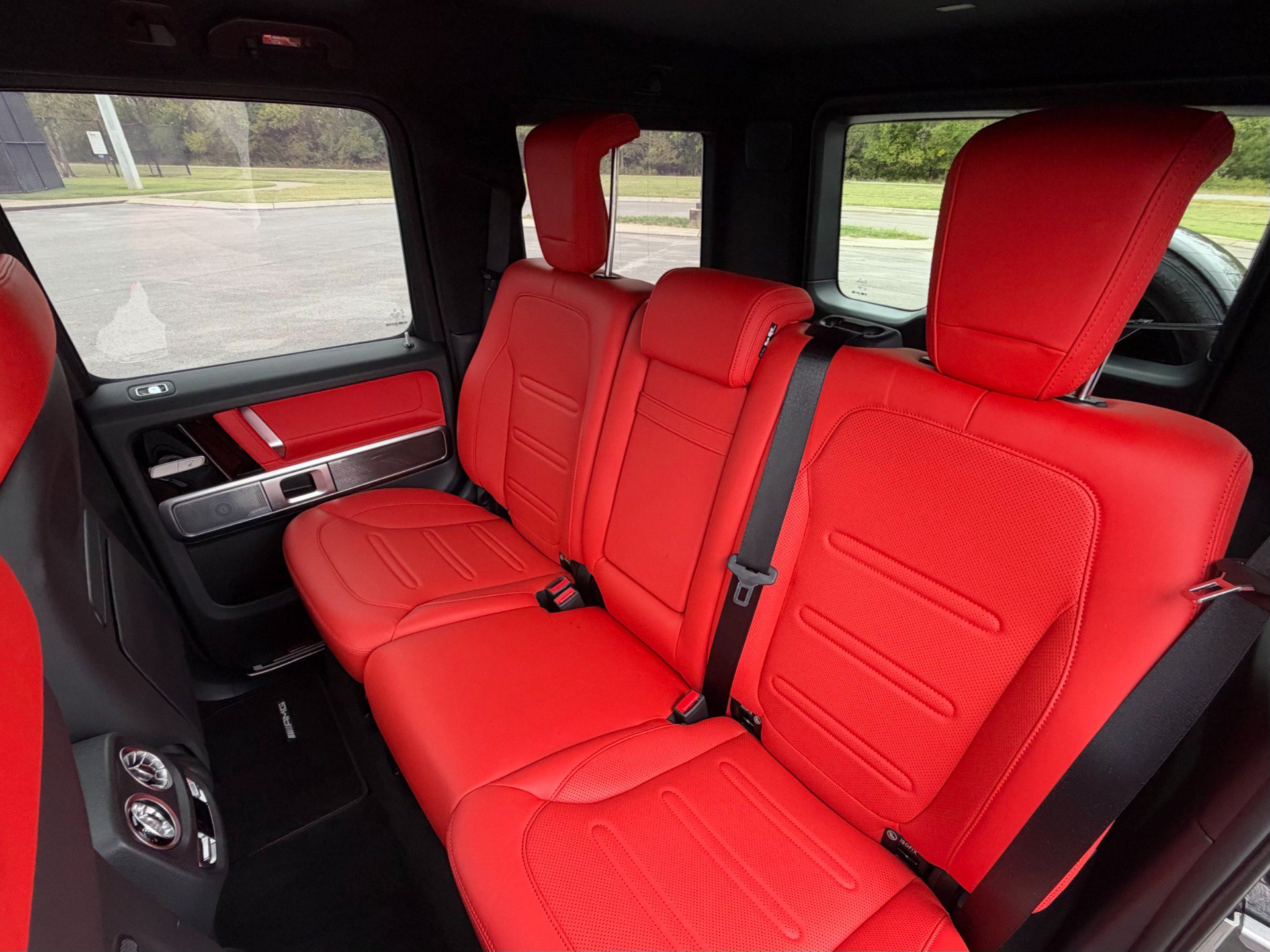 Used 2025 Mercedes-Benz G 550 image 17
