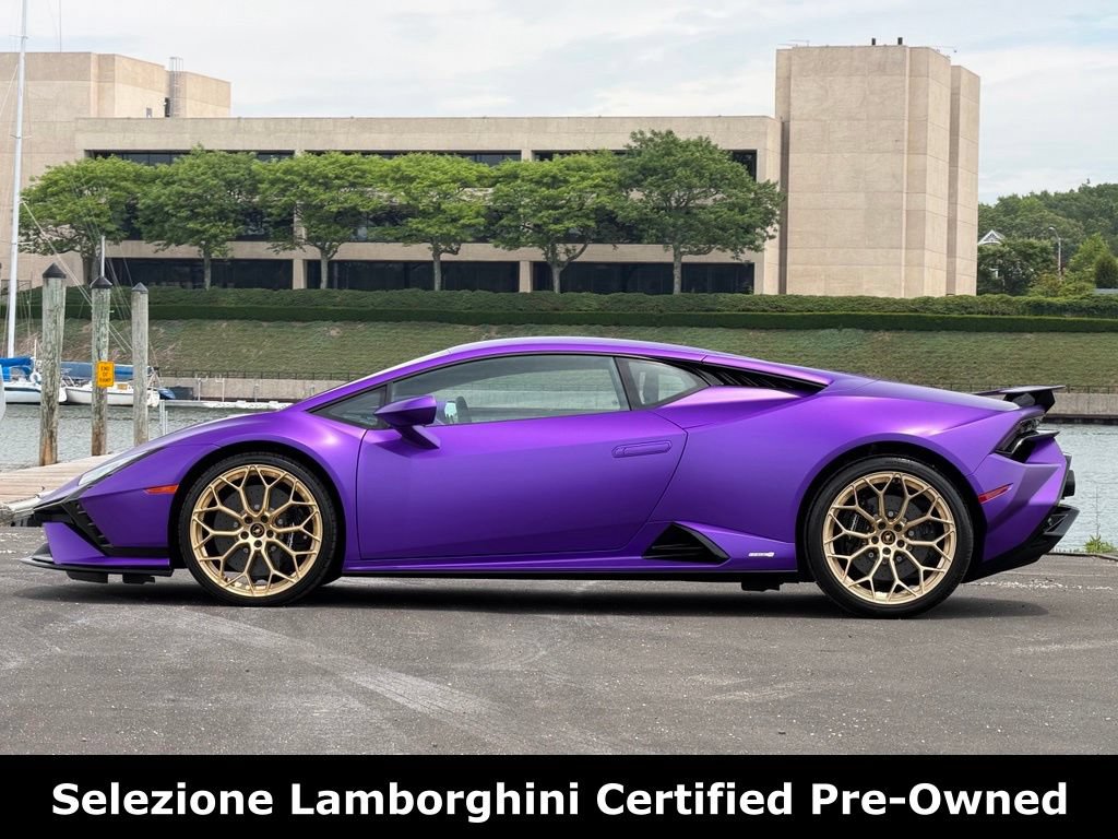 Used 2024 Lamborghini Huracan Tecnica RWD image 2