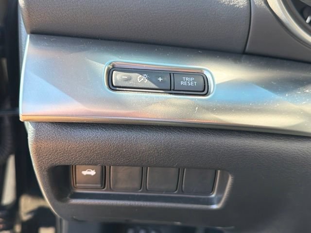 Used 2023 Nissan Maxima SV w/ Floor Mat Group FWD image 31