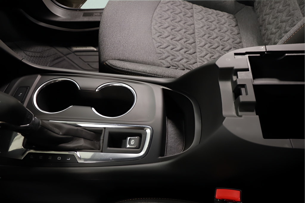 Used 2024 Chevrolet Equinox LT w/ LPO, Floor Liner Package FWD image 19