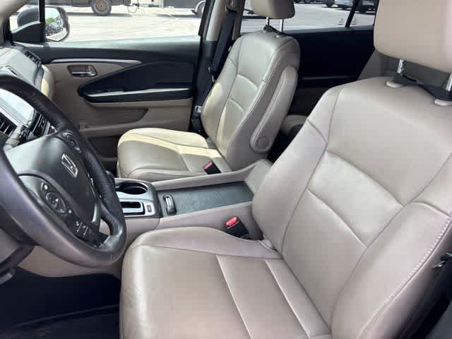 Used 2017 Honda Pilot EX-L image 11
