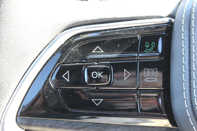 Used 2021 Jeep Grand Cherokee L Overland w/ Luxury Tech Group IV AWD/4WD image 16