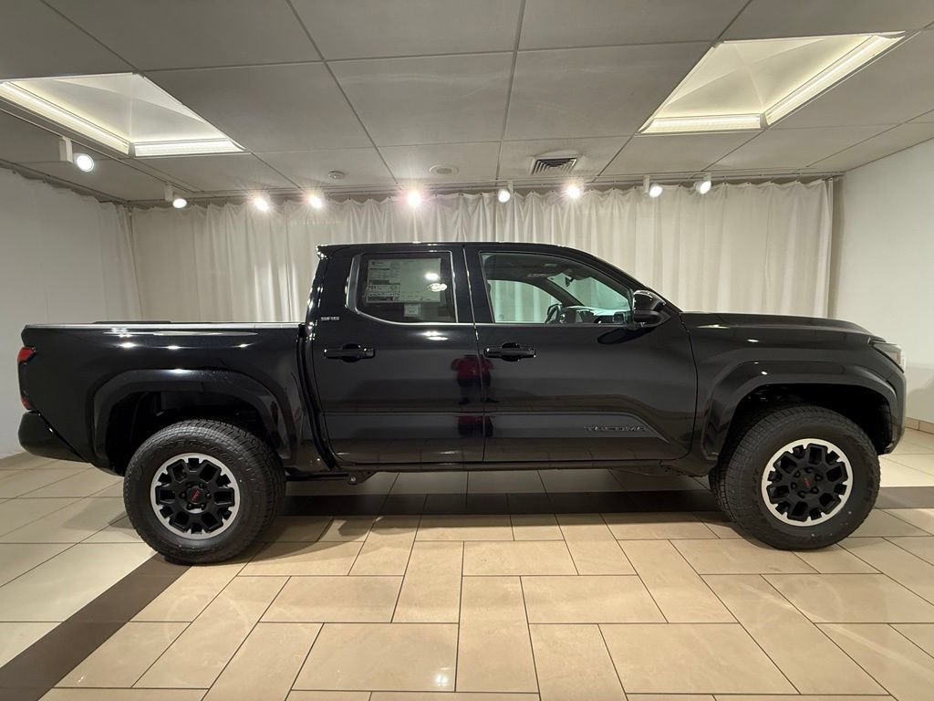 New 2026 Toyota Tacoma SR5 AWD/4WD image 6