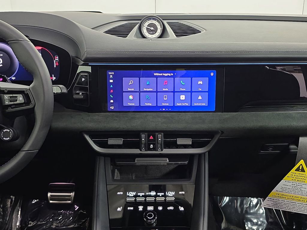 New 2026 Porsche Macan GTS Electric image 16