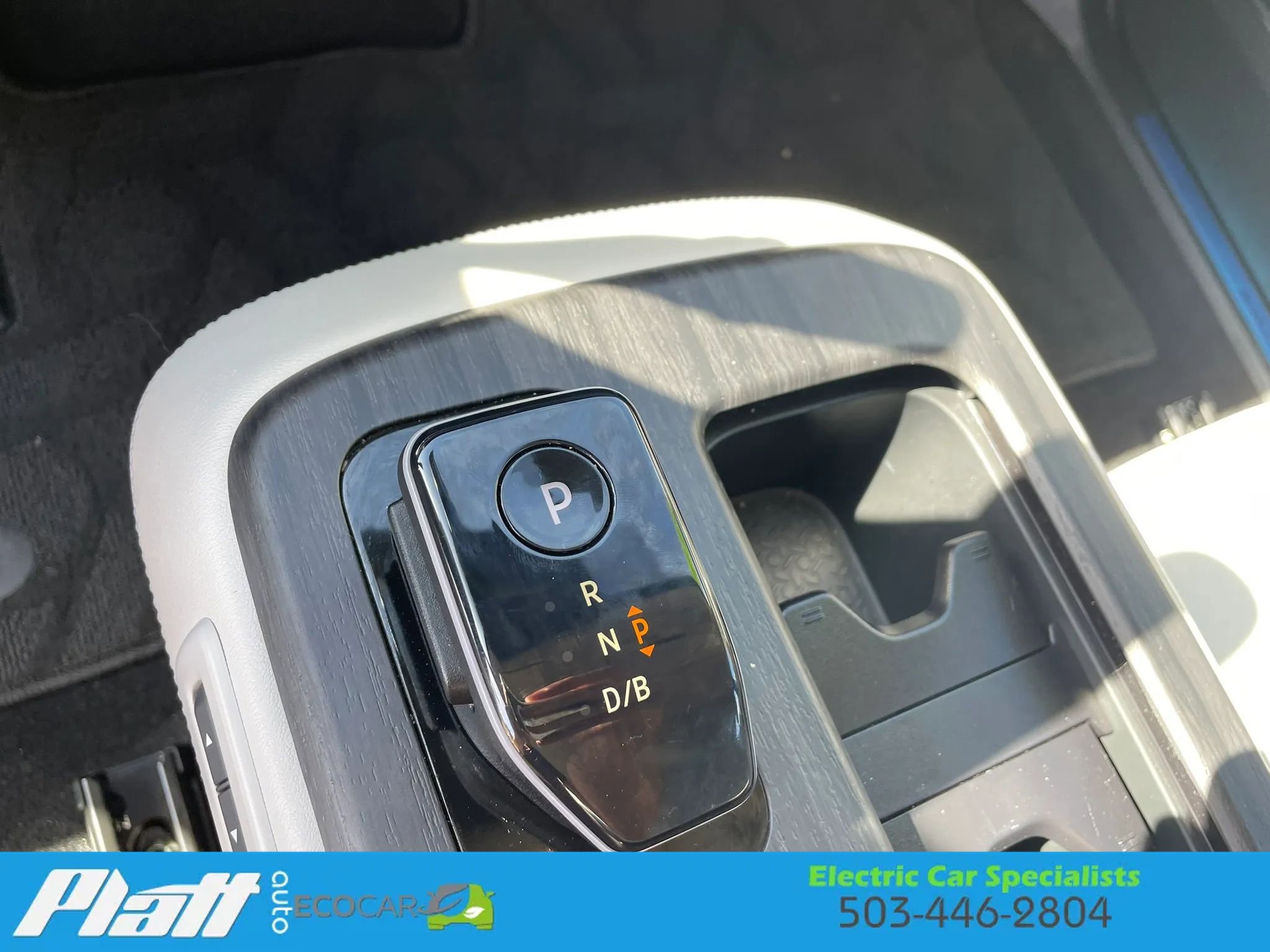 Used 2024 Nissan Ariya AWD image 25