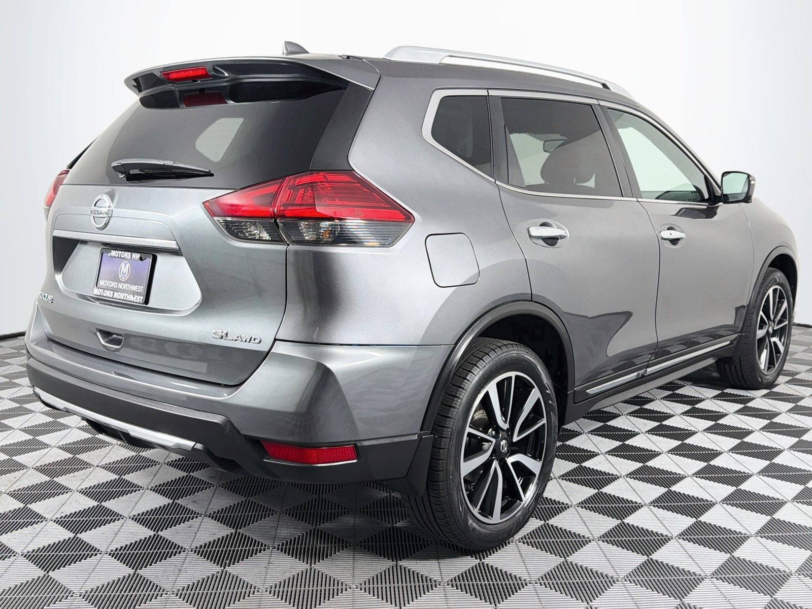 Used 2017 Nissan Rogue Platinum AWD/4WD image 26