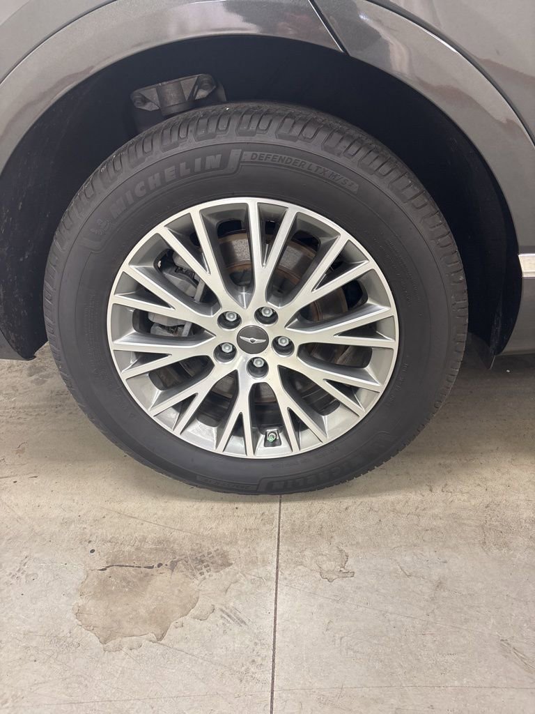 Used 2024 Genesis GV80 2.5T image 32