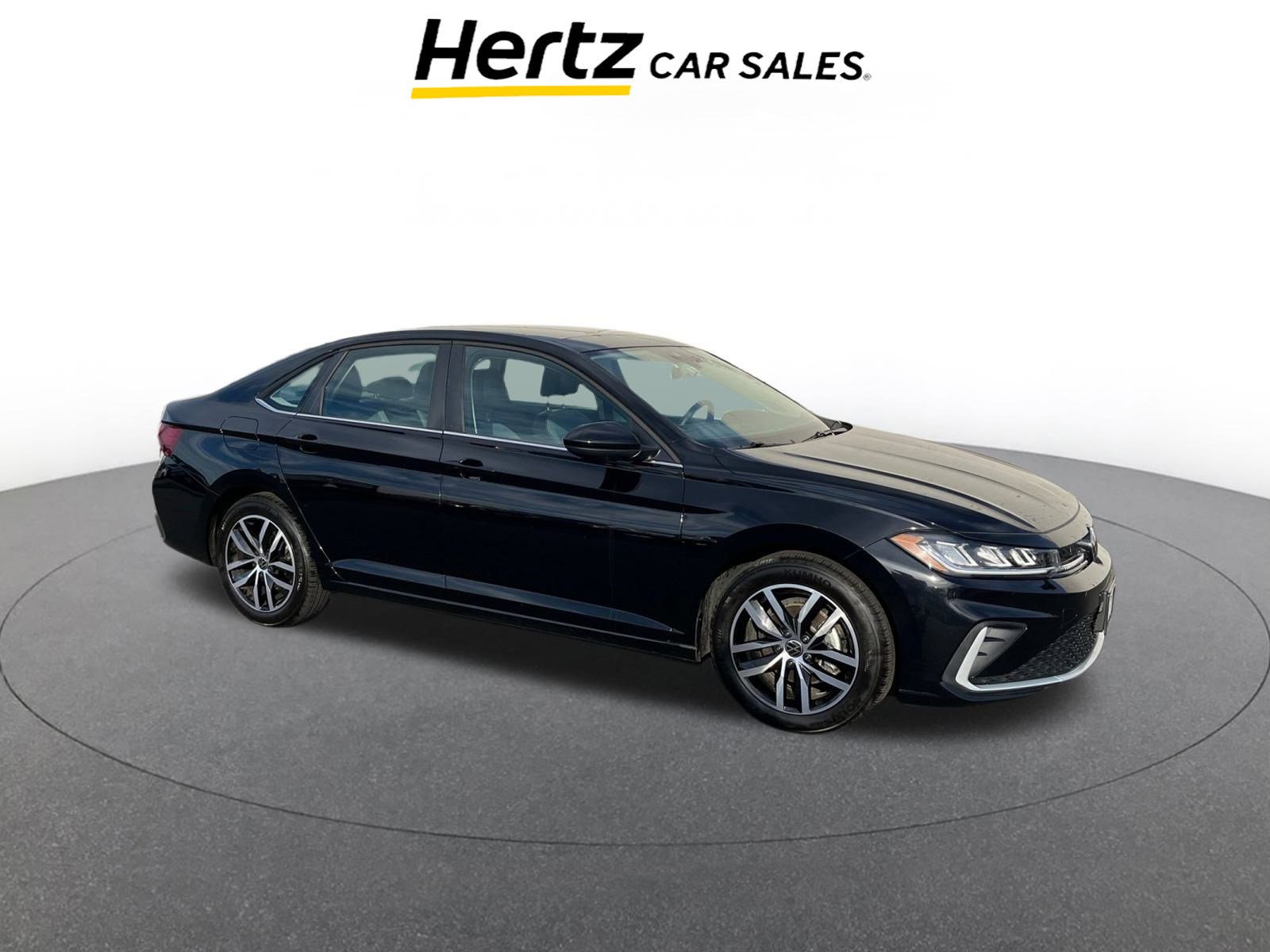 Used 2025 Volkswagen Jetta SE image 1