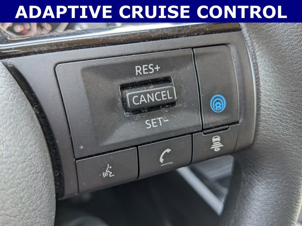 Used 2023 Nissan Rogue SV FWD image 11