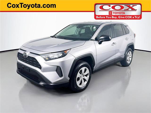 Certified 2022 Toyota RAV4 LE image 1