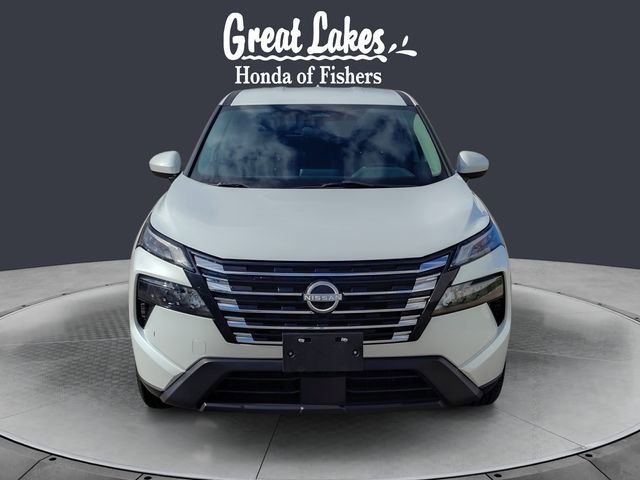 Used 2024 Nissan Rogue SV AWD/4WD image 8