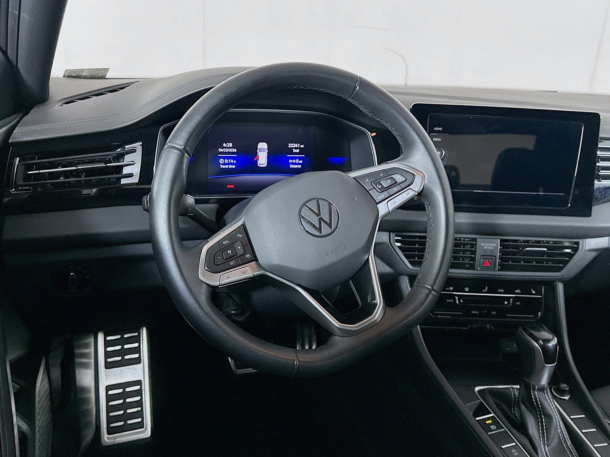 Used 2025 Volkswagen Jetta Sport FWD image 18